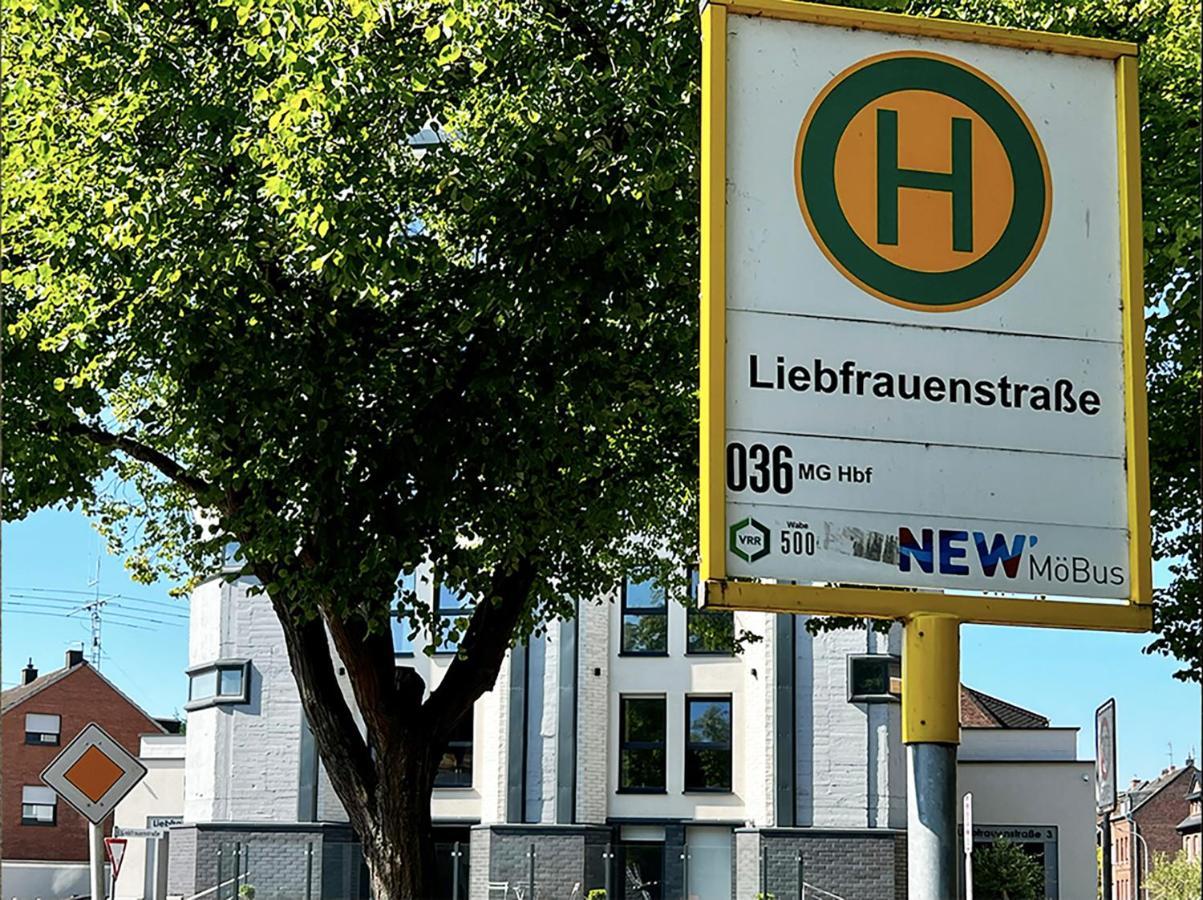 Mg-Quartier Hostel Mönchengladbach Exterior foto